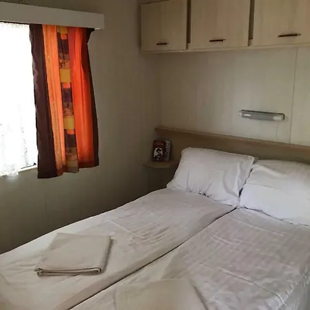 Cegledi Apartmanpark & Kemping Apartman *