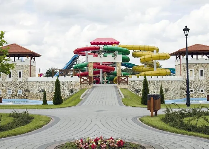 Daire Cegledi Apartmanpark & Kemping *