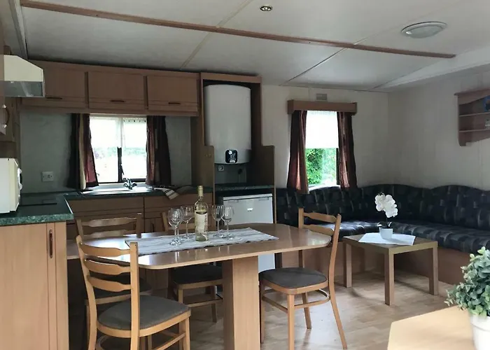 Cegledi Apartmanpark & Kemping *